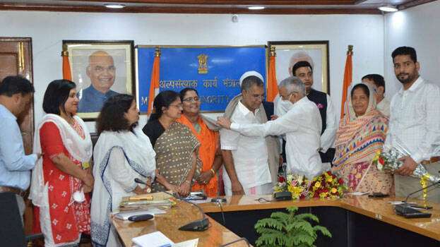 GROUP 4 CURRENT AFFAIRS IN ENGLISH 2022 APRIL 24