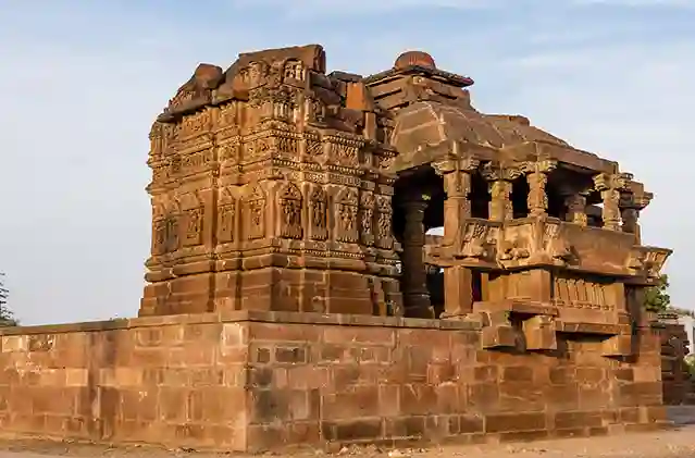 வடஇந்தியப் புதிய அரசுகளின் தோற்றம்